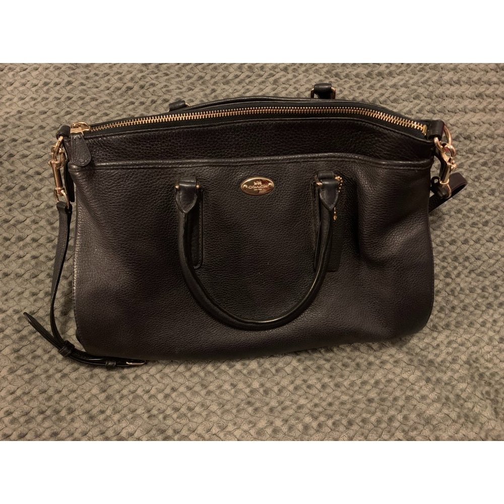 Coach Black Leather Zipper Shoulder Bag
